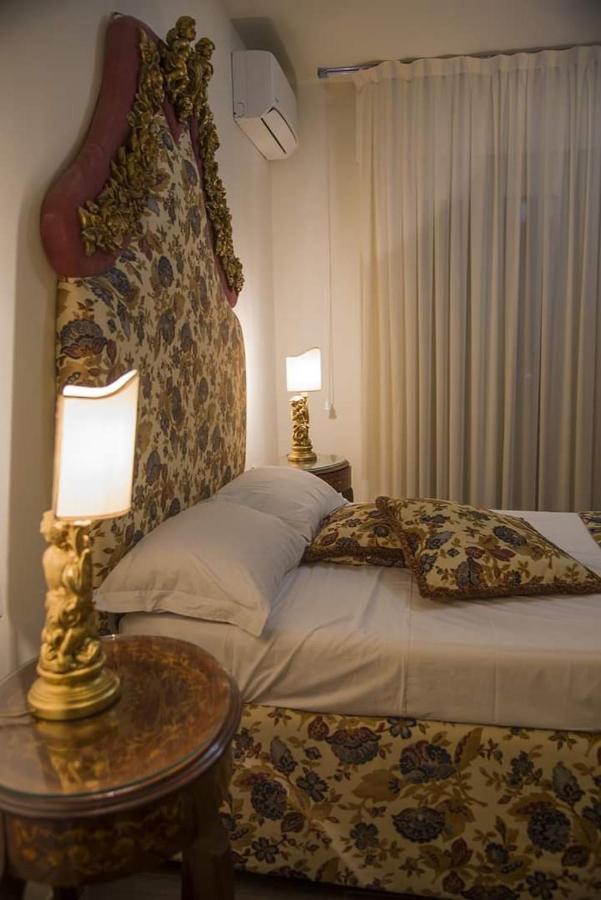 Central Station Rooms Mestre Eksteriør bilde